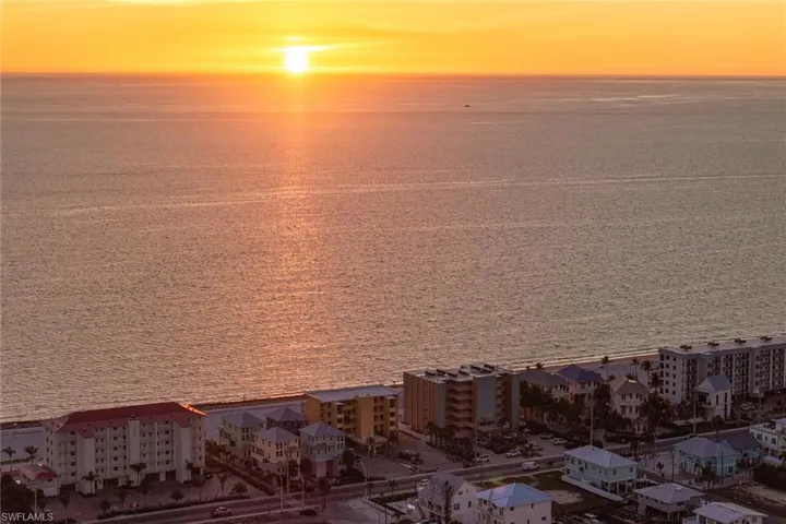 271 Randy Ln, Fort Myers Beach, Florida 33931