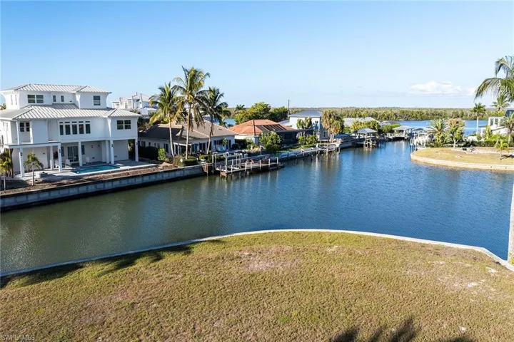 271 Randy Ln, Fort Myers Beach, Florida 33931