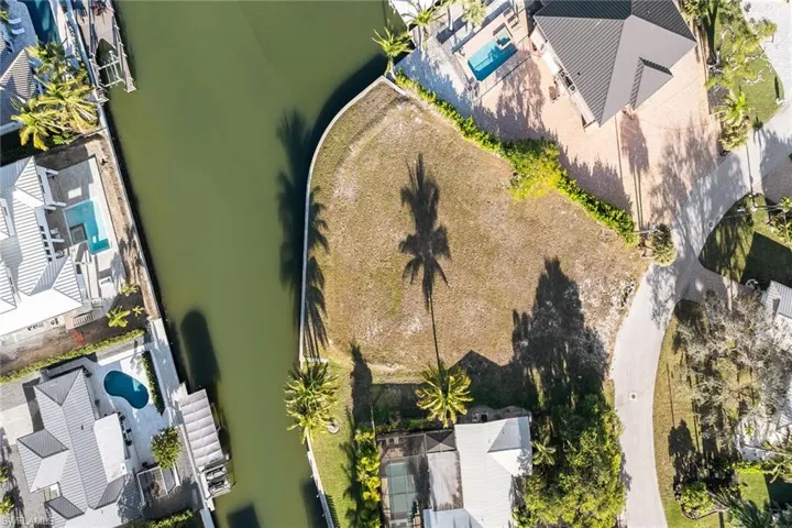 271 Randy Ln, Fort Myers Beach, Florida 33931