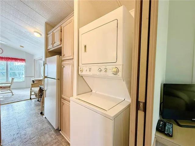193 Panther Pass Cir 193, Naples, Florida 34114