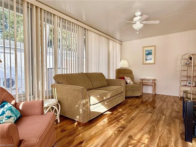 193 Panther Pass Cir 193, Naples, Florida 34114