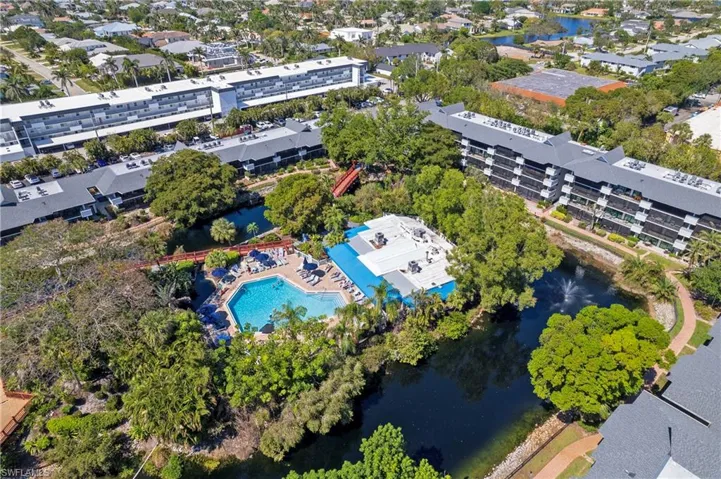 600 Neapolitan Way # 343, Naples Fl 34103