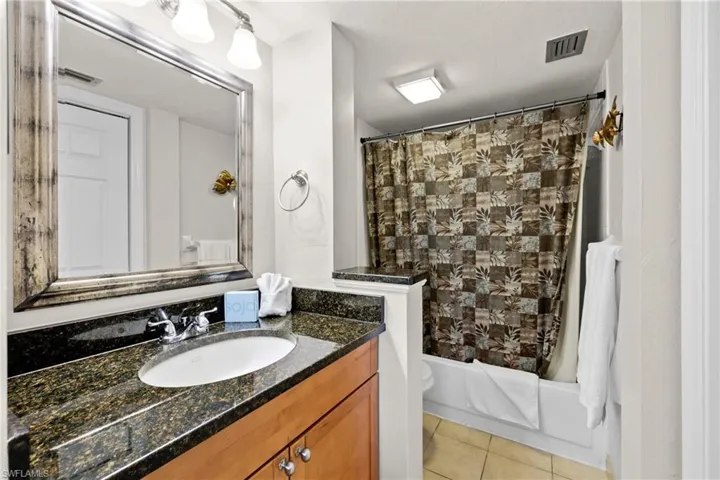600 Neapolitan Way # 343, Naples Fl 34103