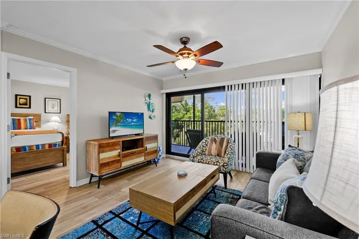 600 Neapolitan Way # 343, Naples Fl 34103