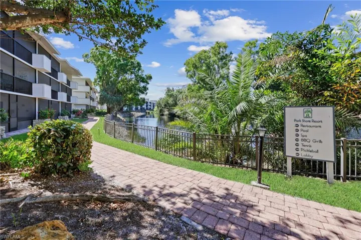 600 Neapolitan Way # 343, Naples Fl 34103
