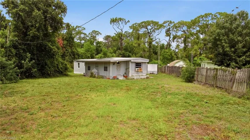18341 Wayne Dr, North Fort Myers, Florida 33917