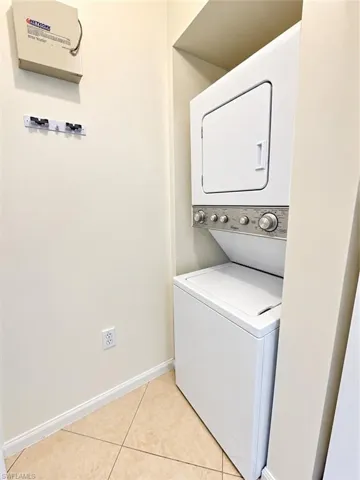 1150 Wildwood Lakes Blvd 202, Naples, Florida 34104