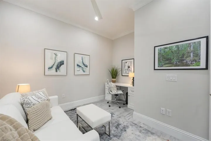 6419  Negril Isle  DR, Naples, FL 34113