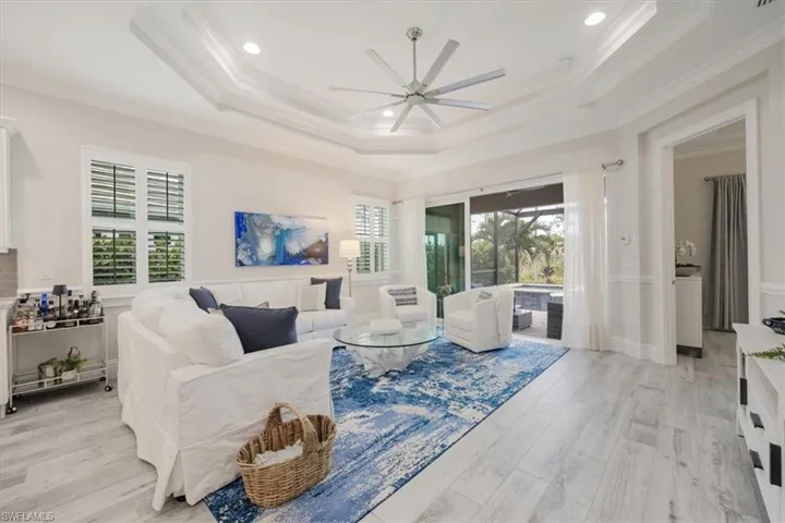 6419  Negril Isle  DR, Naples, FL 34113