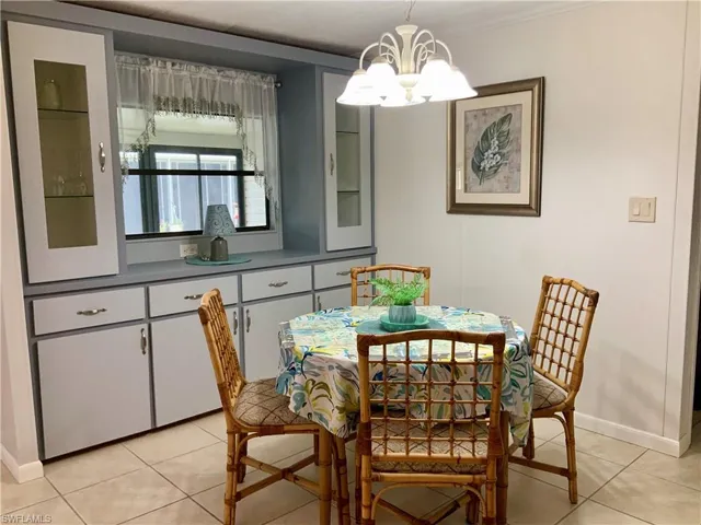Dining room w/addl storage cabinets