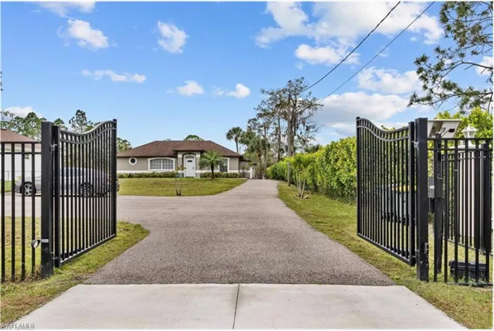 Gate with fence