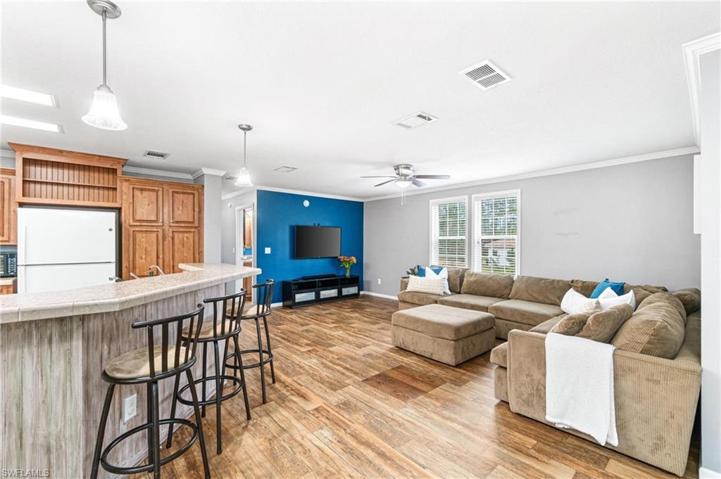 4690  26th SE AVE, NAPLES, FL 34117