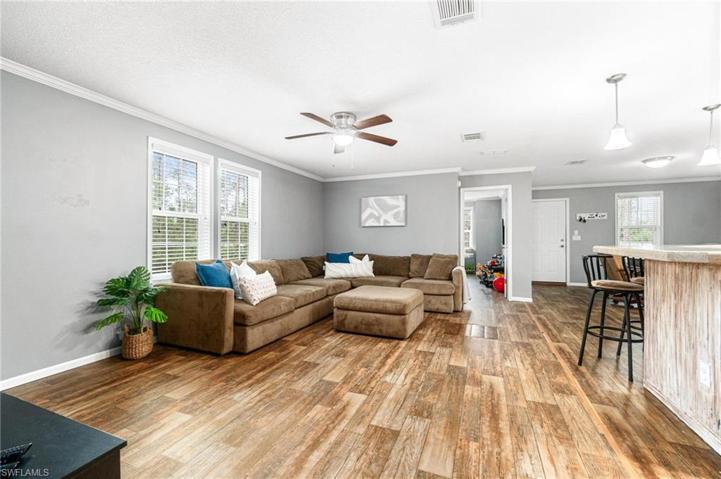 4690  26th SE AVE, NAPLES, FL 34117