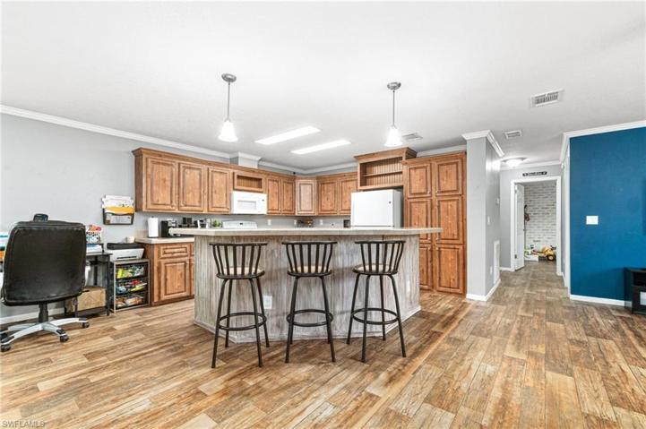 4690  26th SE AVE, NAPLES, FL 34117