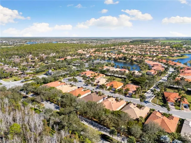 14155  Fall Creek  CT, Naples, FL 34114