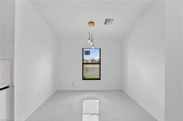 1517 17th St, Cape Coral, Florida 33993
