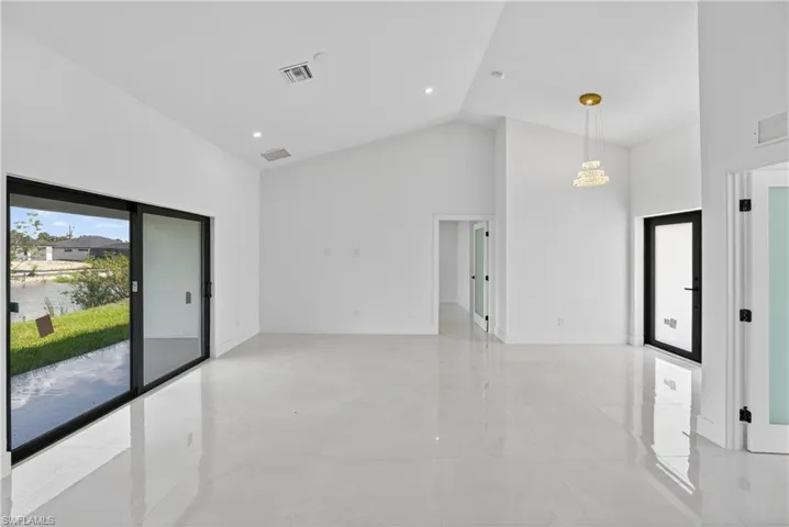 1517 17th St, Cape Coral, Florida 33993
