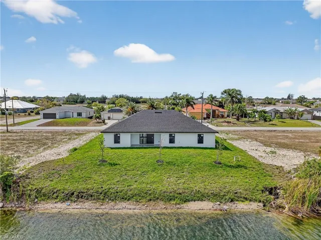 1517 17th St, Cape Coral, Florida 33993