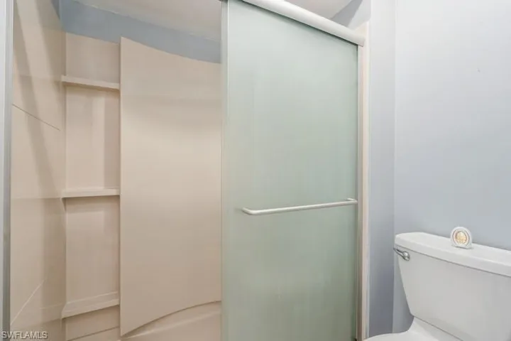 Walk in shower