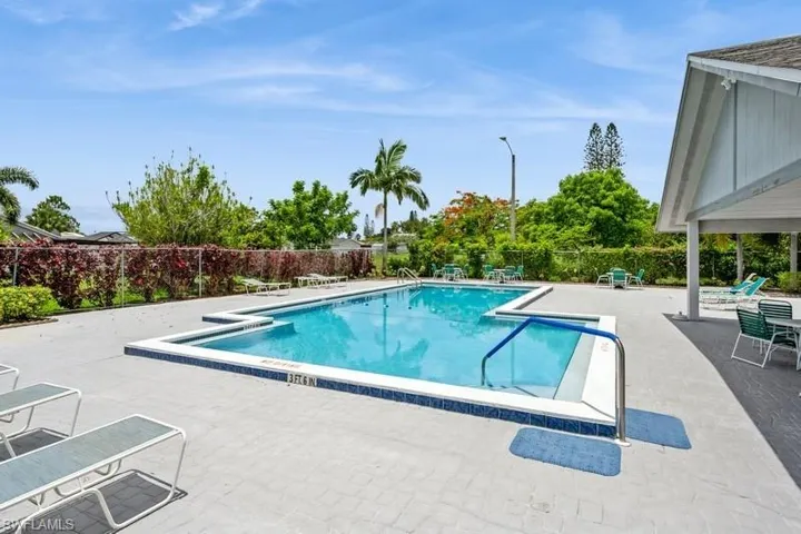 Community pool