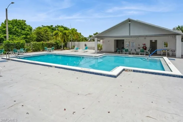 Community pool