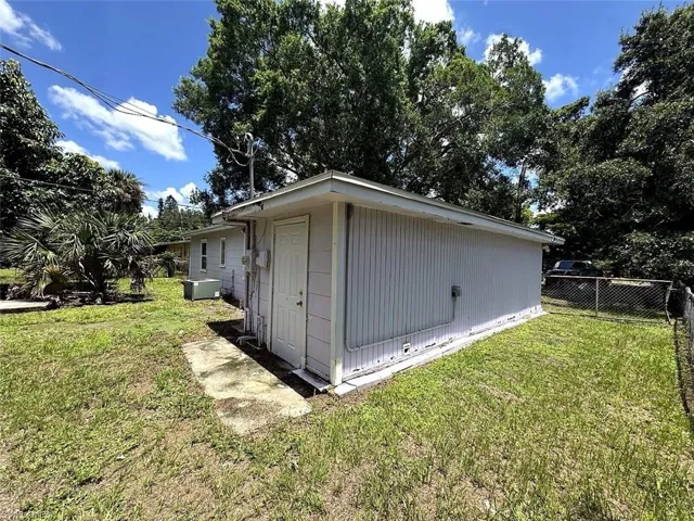 346 Muskegon Ave, Fort Myers, Florida 33905