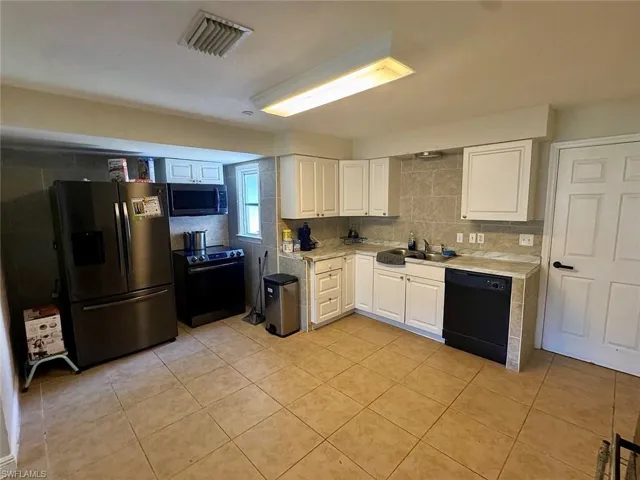 346 Muskegon Ave, Fort Myers, Florida 33905