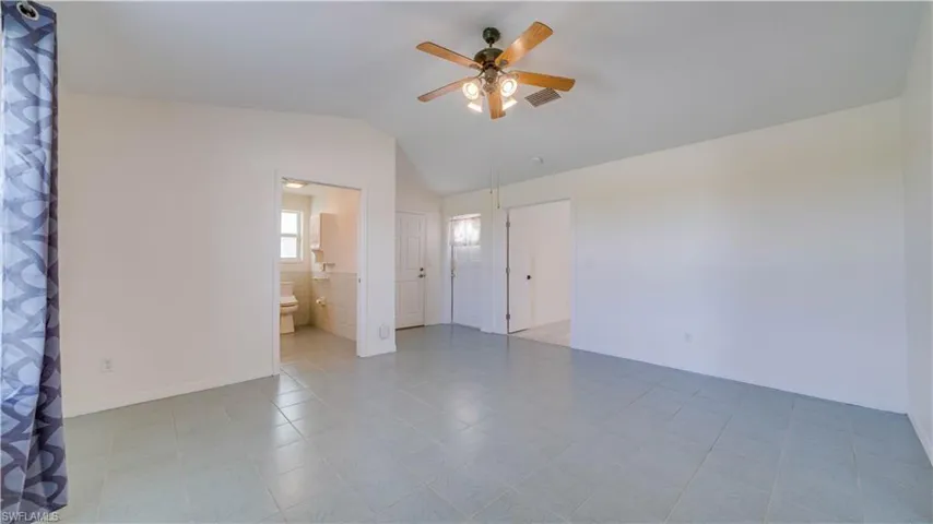 2010 Nw 2nd Pl, Cape Coral, Florida 33993