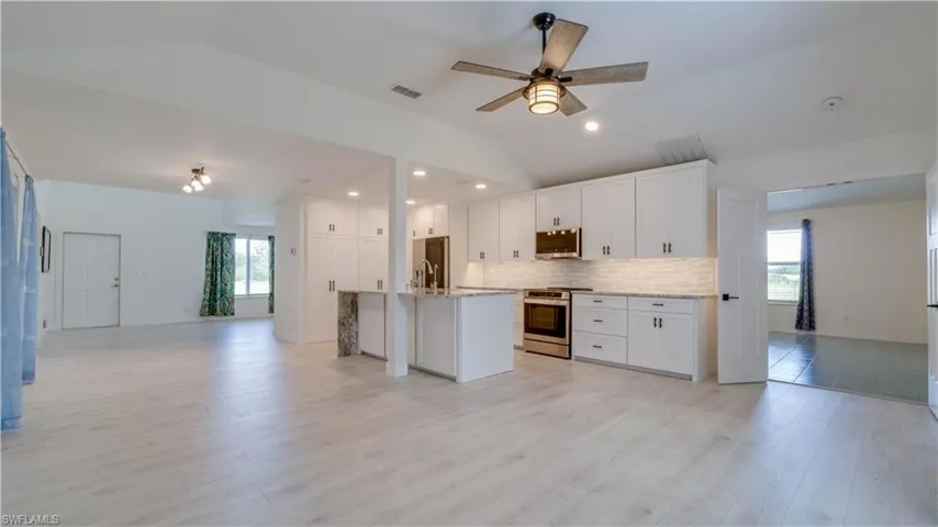 2010 Nw 2nd Pl, Cape Coral, Florida 33993