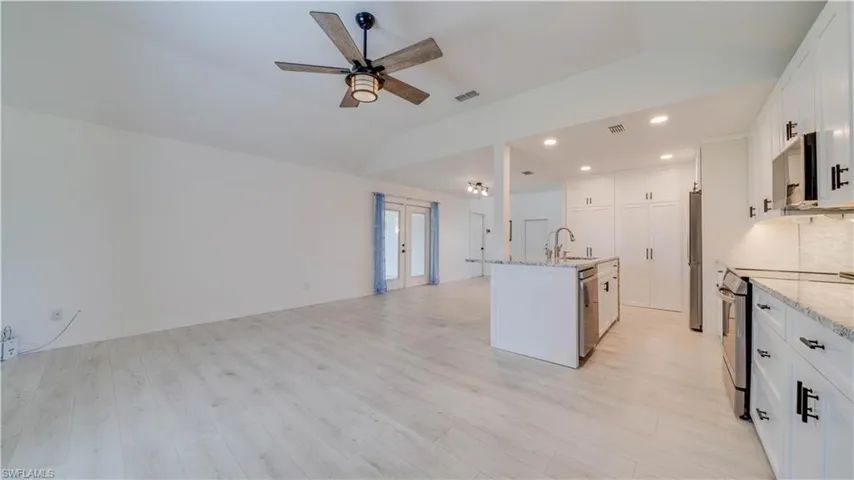 2010 Nw 2nd Pl, Cape Coral, Florida 33993