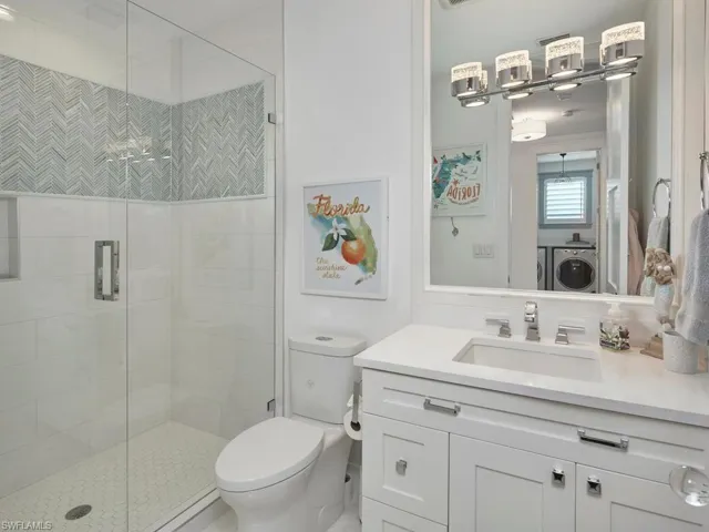 430  10th S AVE, Naples, FL 34102