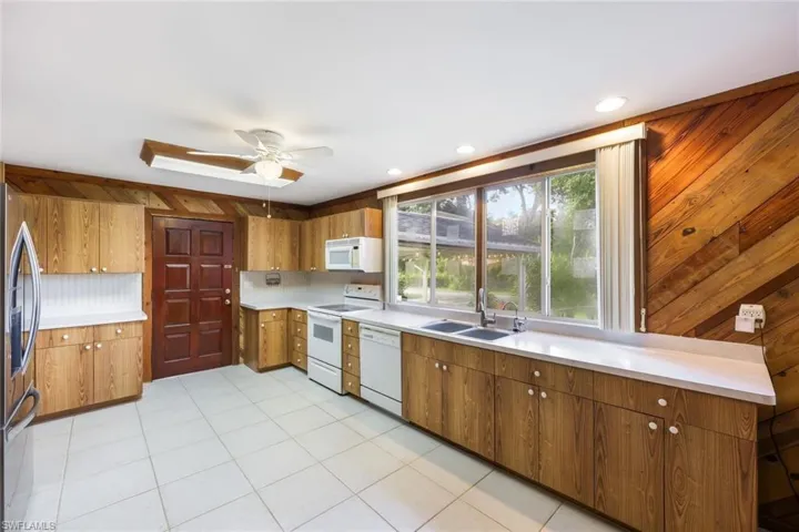 562  Clark  ST, North Fort Myers, FL 33903
