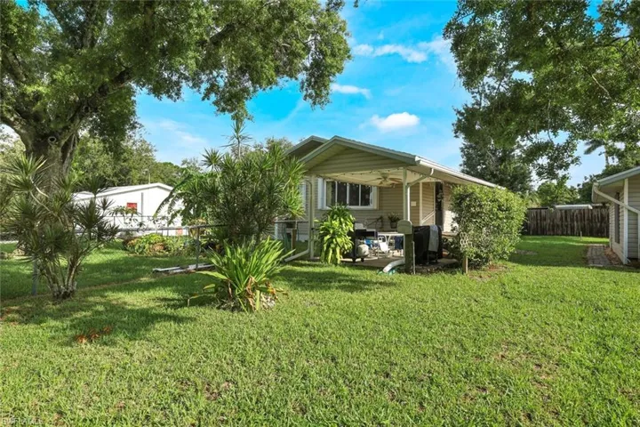 562  Clark  ST, North Fort Myers, FL 33903