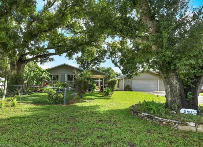 562  Clark  ST, North Fort Myers, FL 33903