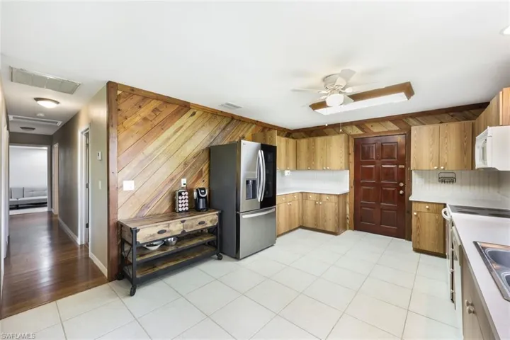 562  Clark  ST, North Fort Myers, FL 33903