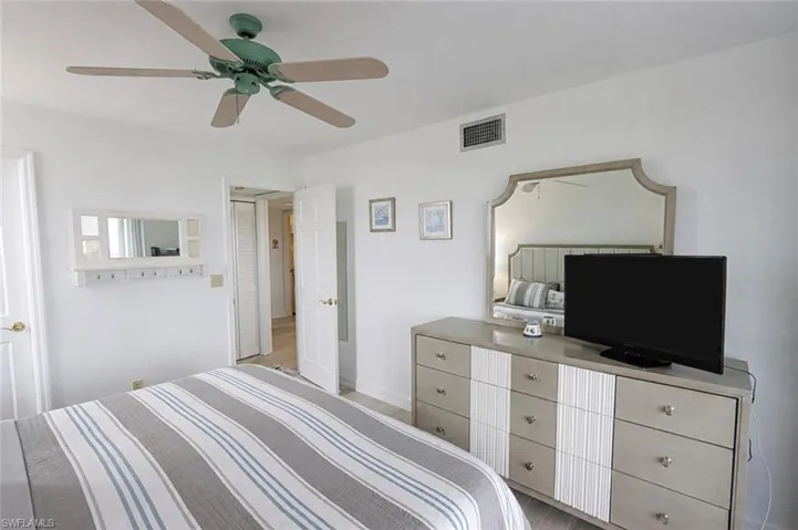 Alternate Guest Bedroom View
