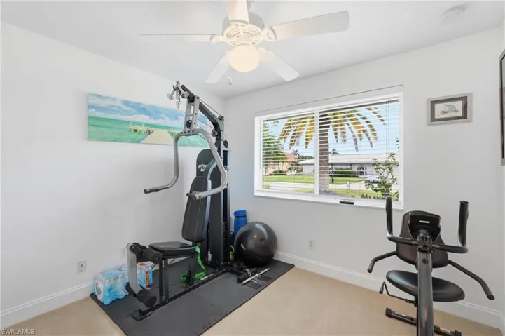 2045 Se 28th St, Cape Coral, Florida 33904