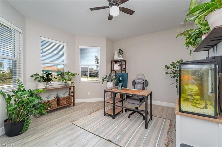 office/bedroom