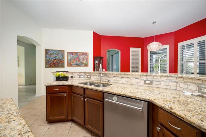 2123 NE 4th ST, CAPE CORAL FL 33909