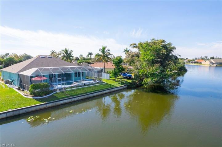 2123 NE 4th ST, CAPE CORAL FL 33909