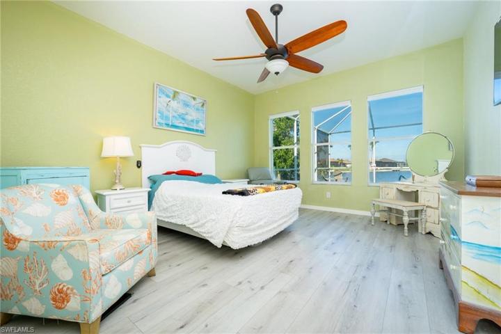 2123 NE 4th ST, CAPE CORAL FL 33909