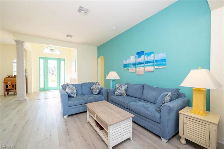 2123 NE 4th ST, CAPE CORAL FL 33909