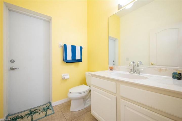 2123 NE 4th ST, CAPE CORAL FL 33909