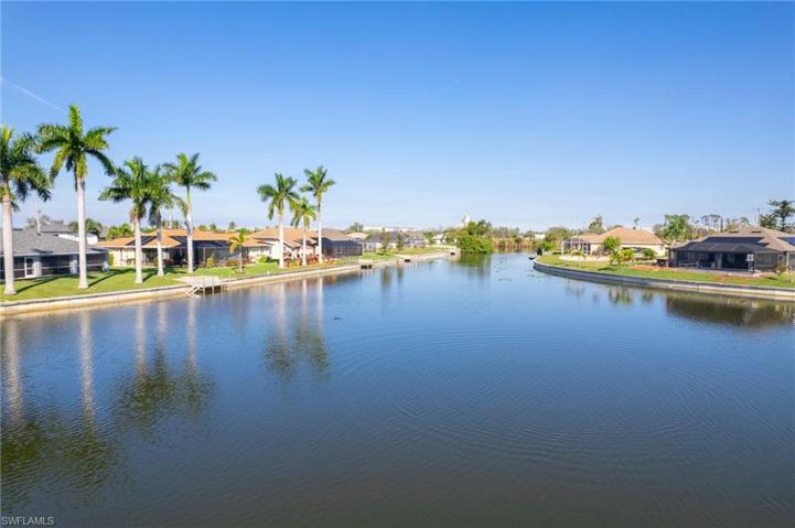 2123 NE 4th ST, CAPE CORAL FL 33909