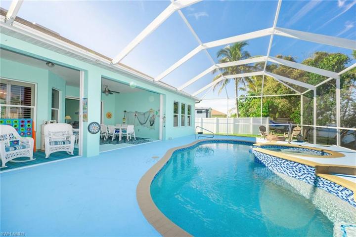 2123 NE 4th ST, CAPE CORAL FL 33909