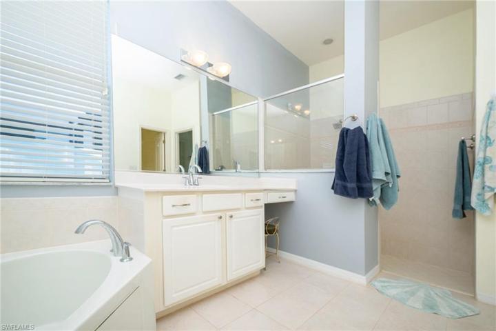 2123 NE 4th ST, CAPE CORAL FL 33909