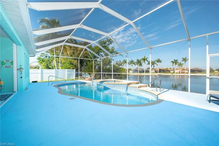 2123 NE 4th ST, CAPE CORAL FL 33909