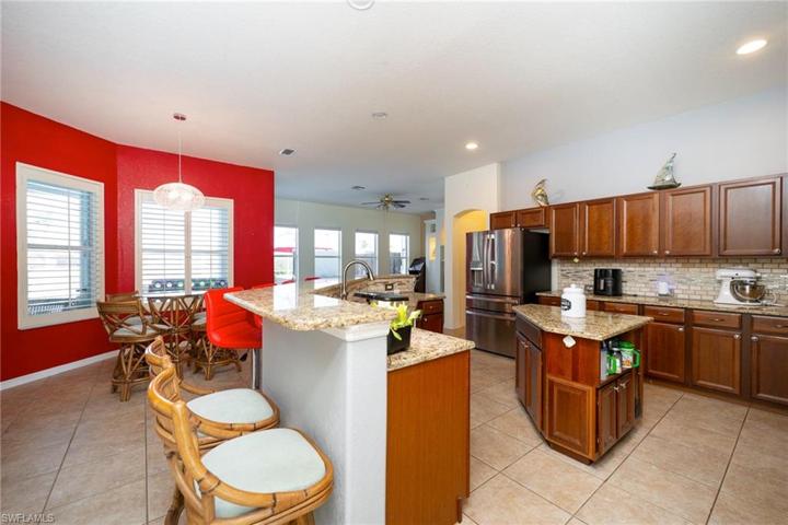 2123 NE 4th ST, CAPE CORAL FL 33909