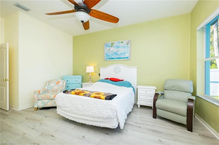 2123 NE 4th ST, CAPE CORAL FL 33909