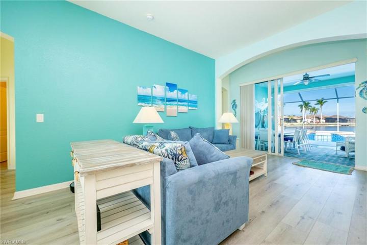 2123 NE 4th ST, CAPE CORAL FL 33909